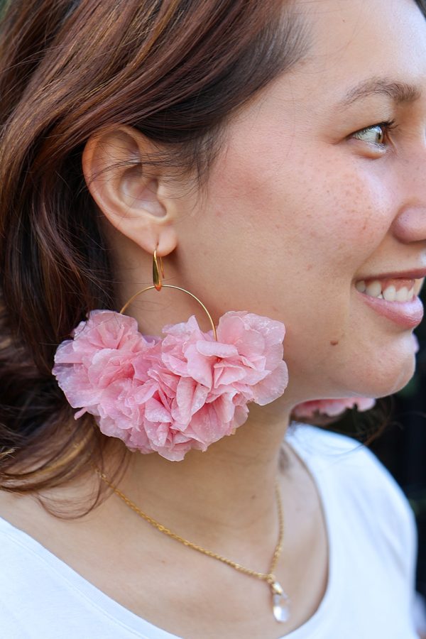 Boucle en fleur naturelle stabilisée modèle Valérie