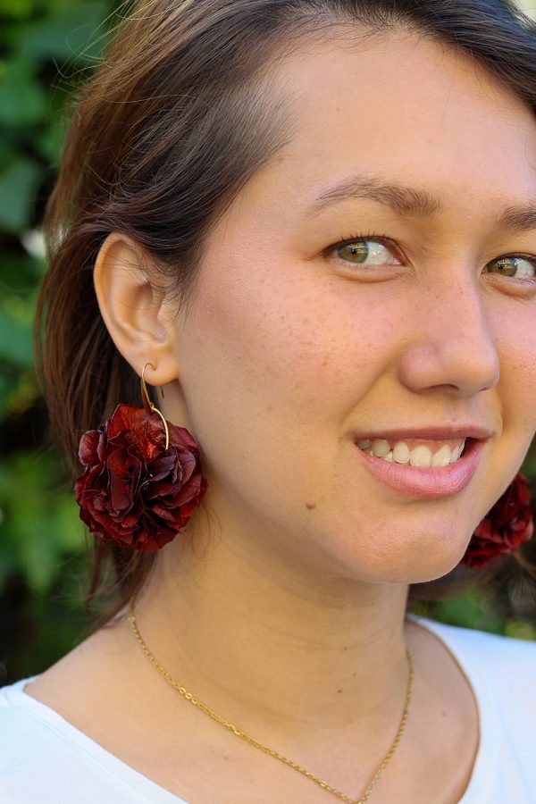 Boucle d'oreille en fleur stabilisé modèle Catherine
