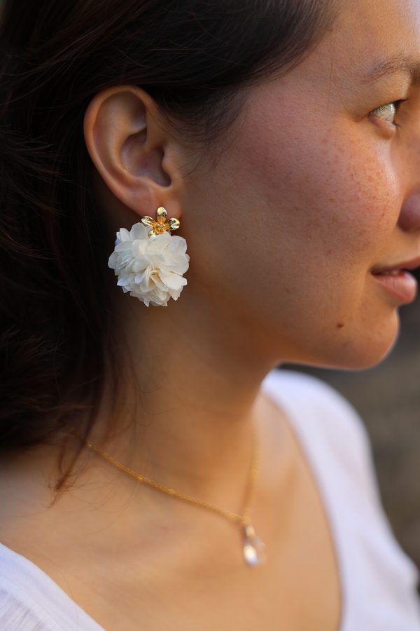 Boucle en fleur naturelle stabilisée modèle Diane