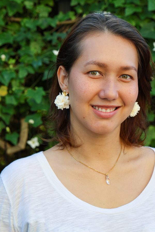 Boucle en fleur naturelle stabilisée modèle Diane
