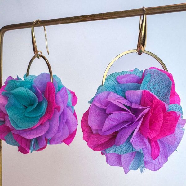 Boucle d'oreille en fleur stabilisé modèle Lucie