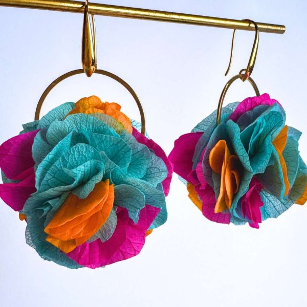 Boucle d'oreille en fleur stabilisé modèle Vaïana