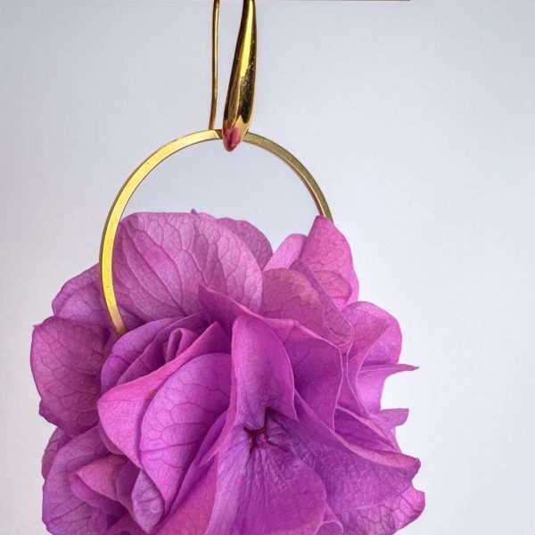 Boucle d'oreille en fleur stabilisé modèle Anne Laure