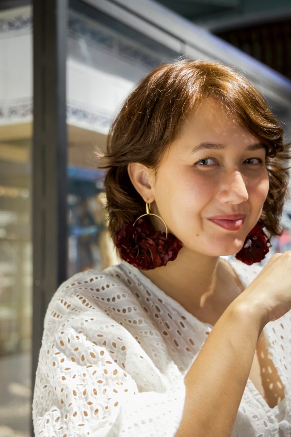 Boucle d'oreille en fleur stabilisé modèle Claudine