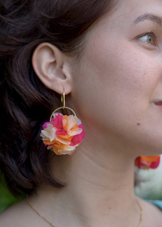 Boucle d'oreille en fleur stabilisé modèle Delphine