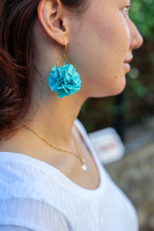 Boucle d'oreille en fleur stabilisé modèle Océane