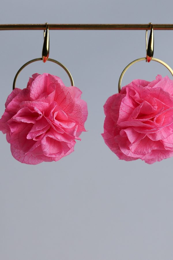 Boucle d'oreille en fleur stabilisé modèle Léna