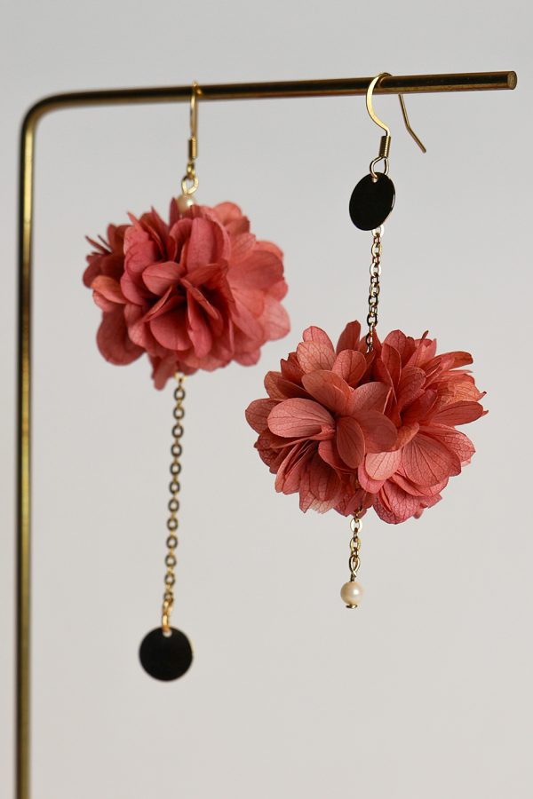 Boucle en fleur naturelle stabilisée modèle Soraya