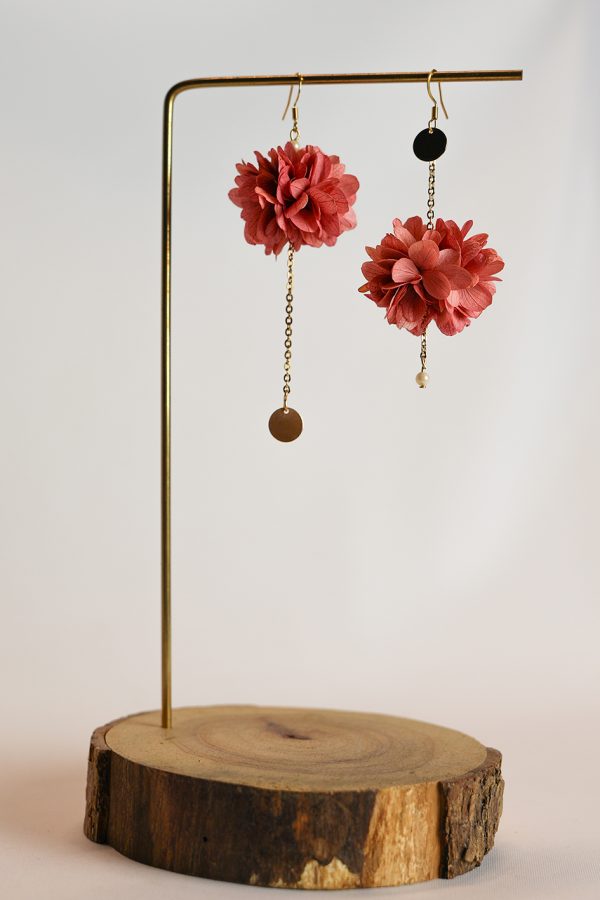 Boucle en fleur naturelle stabilisée modèle Soraya