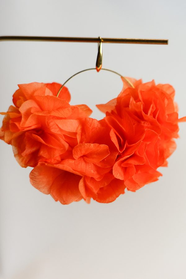 Boucle d'oreille en fleur stabilisé modèle maya
