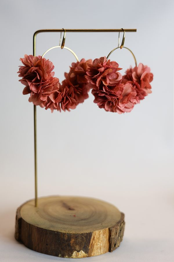 Boucle en fleur naturelle stabilisée modèle Gabrielle
