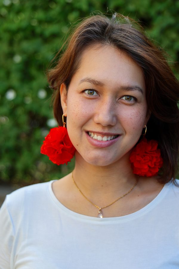 Boucle d'oreille en fleur stabilisé modèle Roxanne