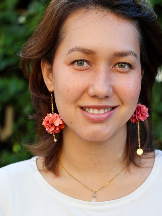 Boucle en fleur naturelle stabilisée modèle Soraya