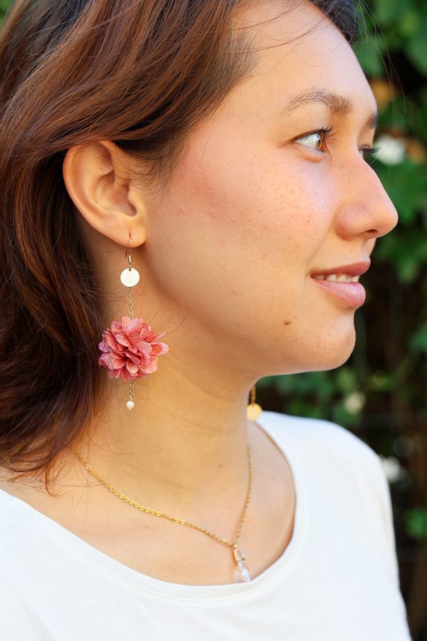 Boucle en fleur naturelle stabilisée modèle Soraya