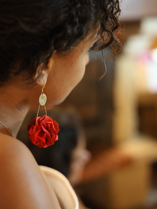 Boucle d'oreille en fleur stabilisé modèle Audrey Les Incandescentes